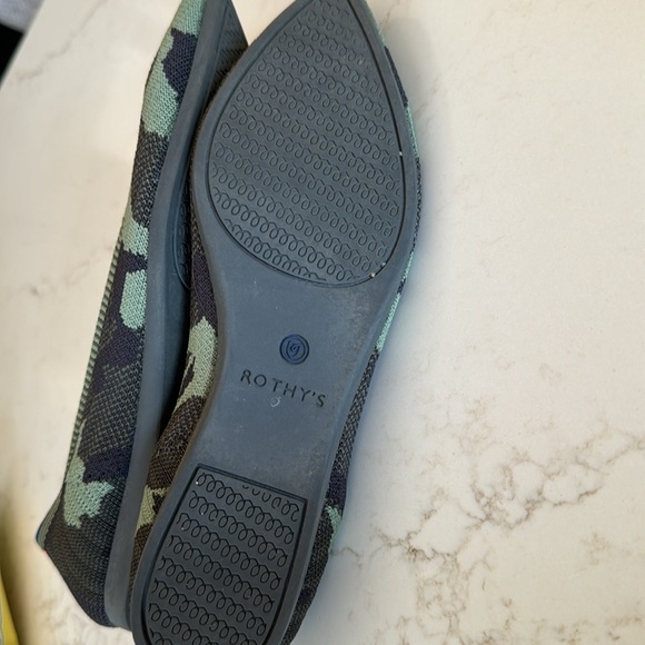 Rothy’s the point camo green EUC size 6.5 - Picture 4 of 7